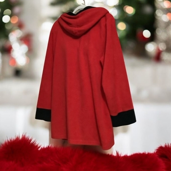 Polar Fleece Red And Blackk jacketed with hood size L black at end of sleeves🌹 - Picture 4 of 8